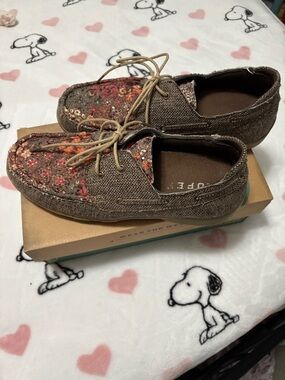 Roper Brown Embroidered Canvas Flats